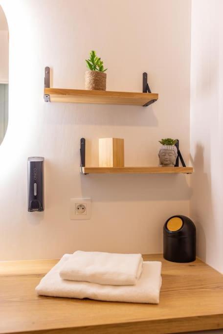Appartement Des Grands Lacs Сангине Екстериор снимка